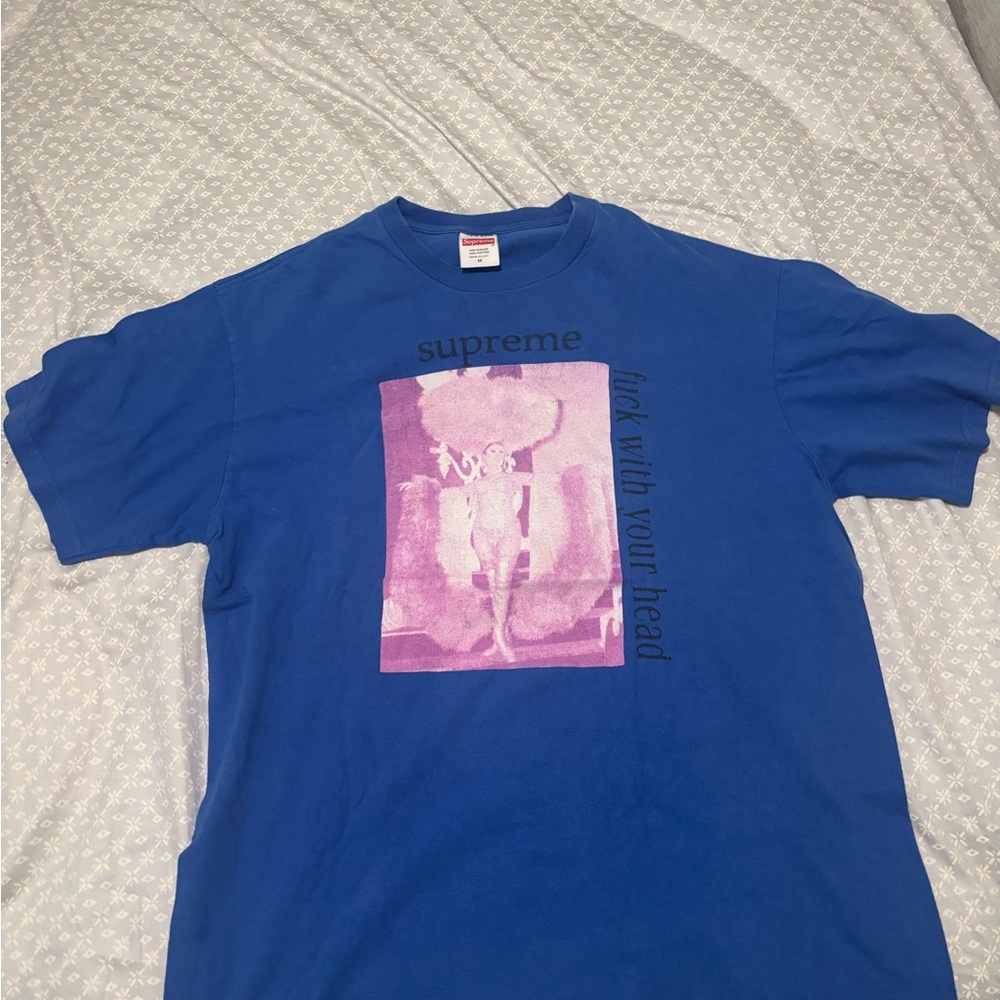 Supreme Men's Tee size Medium